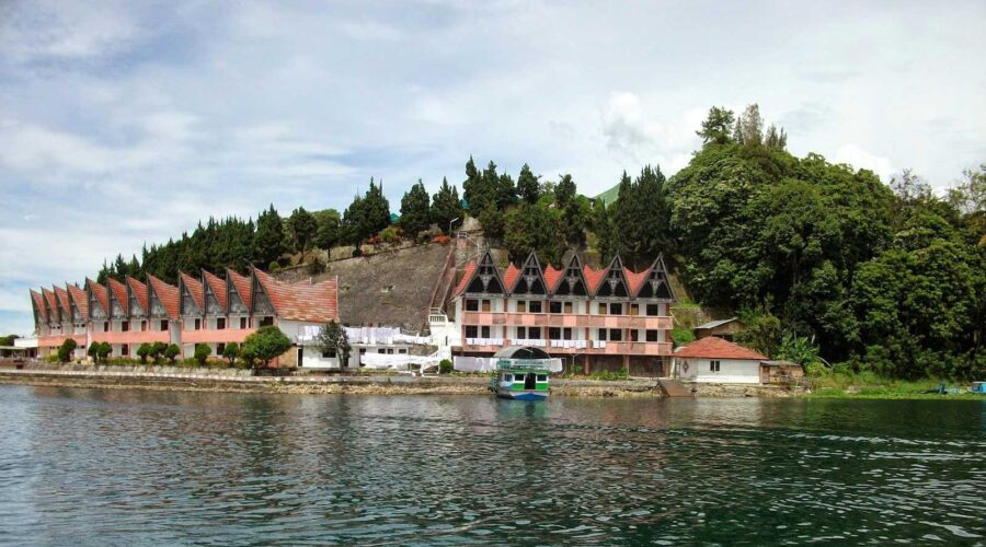 Menjelajah Pesona Wisata Danau Toba, Samosir