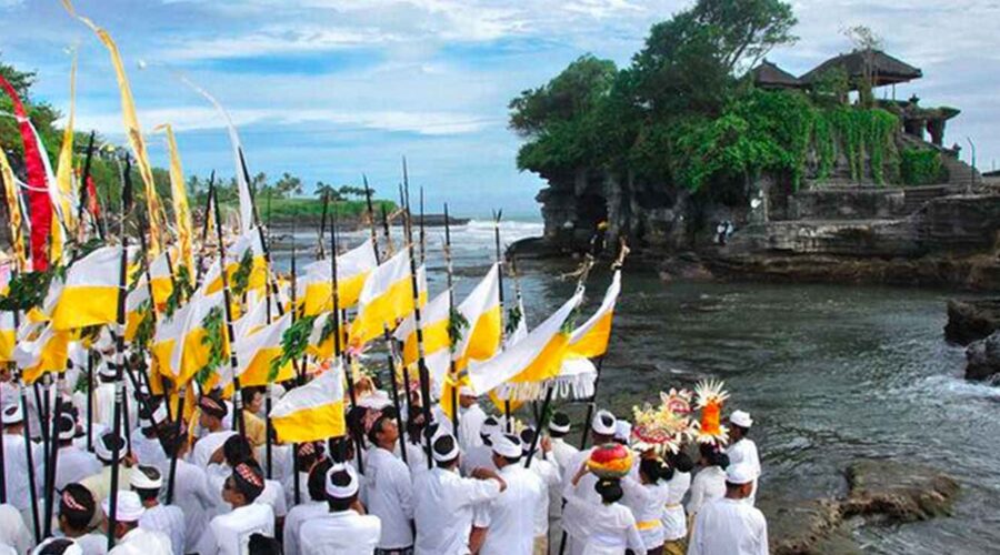 Destinasi Wisata Religi Favorit Di Indonesia